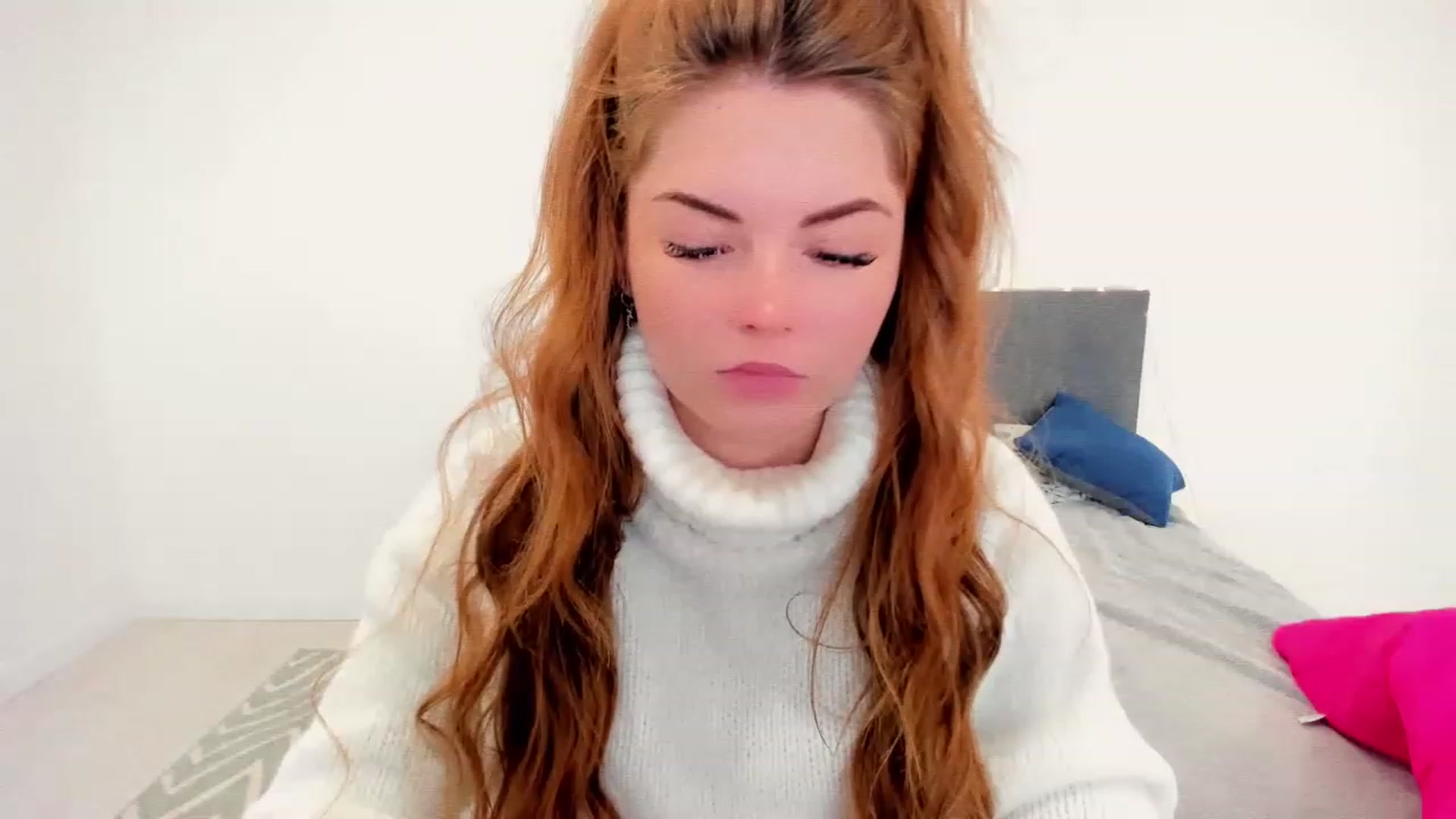 Gallery image thumbnail from Miriam_Mills's myfreecams stream on, 01/26/2023, 11:18 image 11 of 20