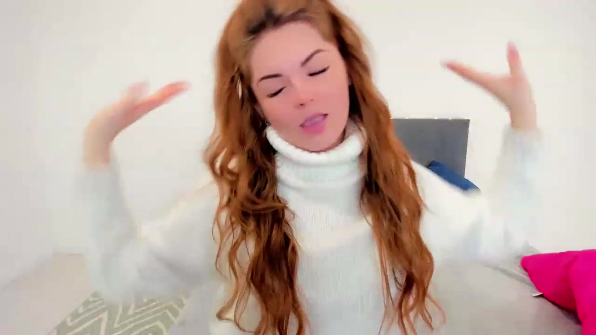 Gallery image thumbnail from Miriam_Mills's myfreecams stream on, 01/26/2023, 11:18 image 18 of 20