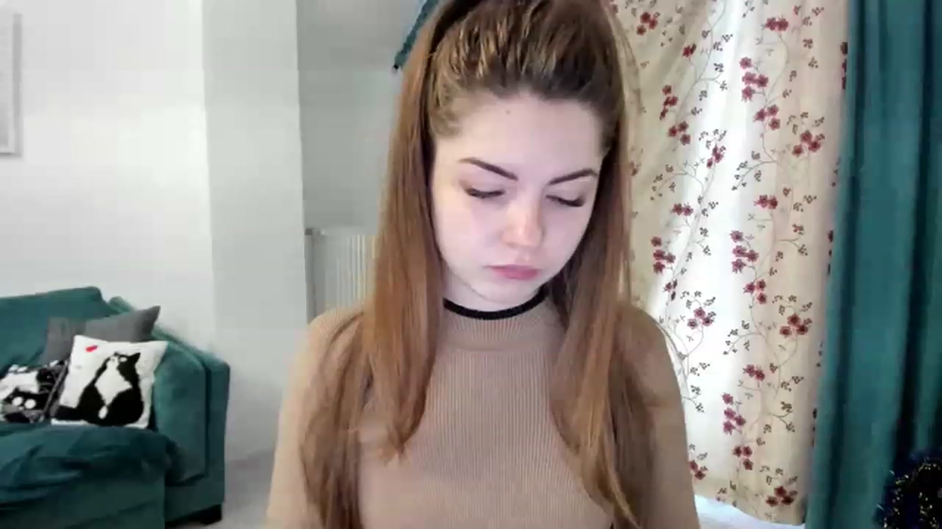 Gallery image thumbnail from Miriam_Mills's myfreecams stream on, 02/02/2023, 13:58 image 19 of 20