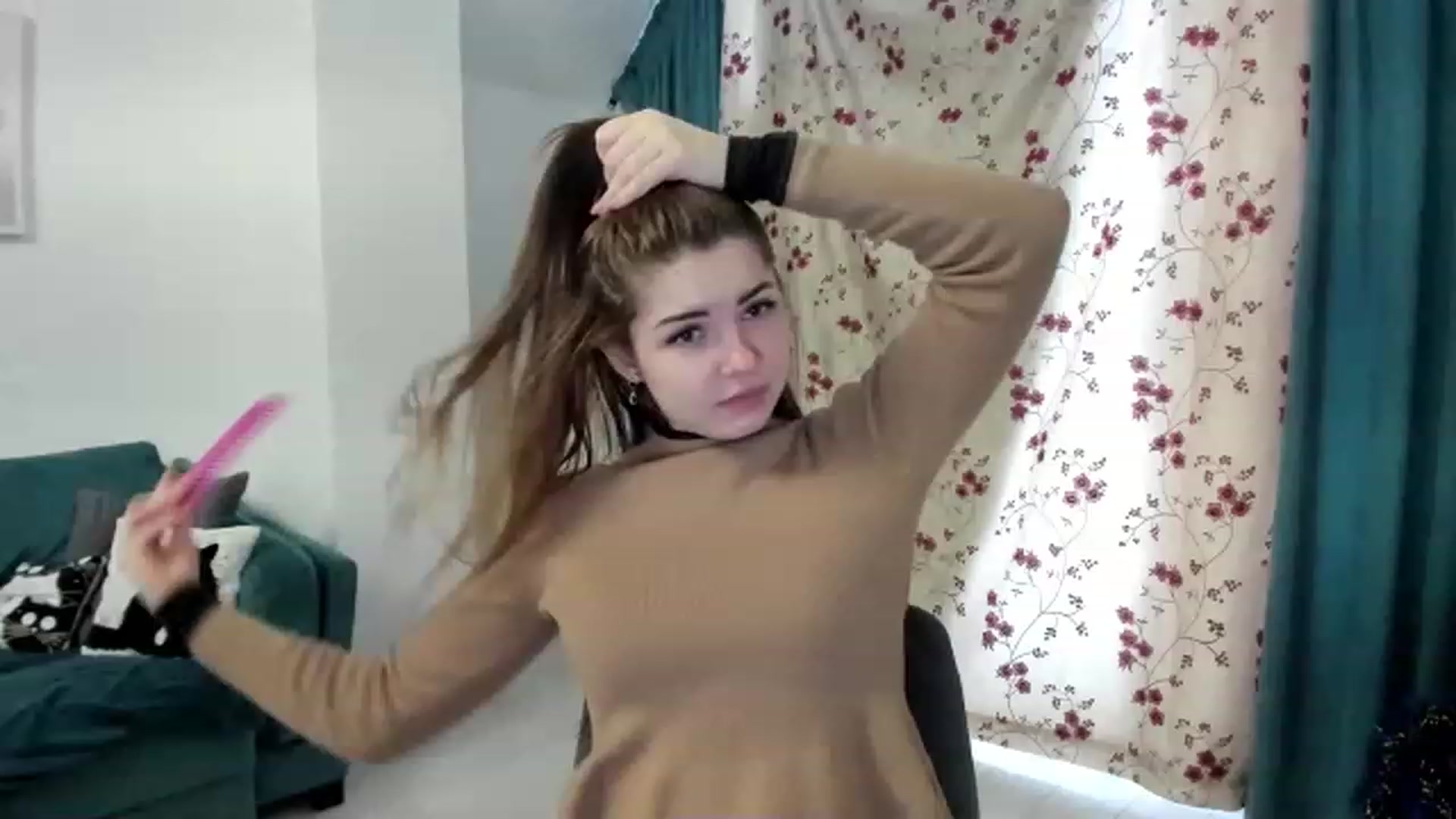 Gallery image thumbnail from Miriam_Mills's myfreecams stream on, 02/02/2023, 13:58 image 8 of 20
