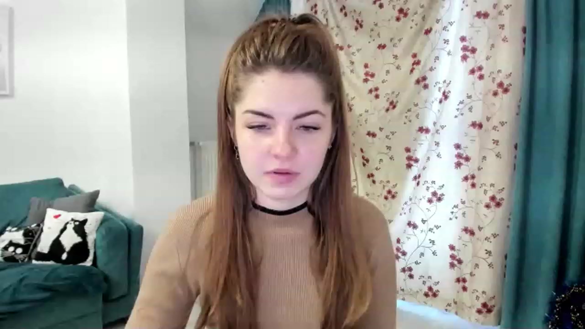 Gallery image thumbnail from Miriam_Mills's myfreecams stream on, 02/02/2023, 14:34 image 6 of 20