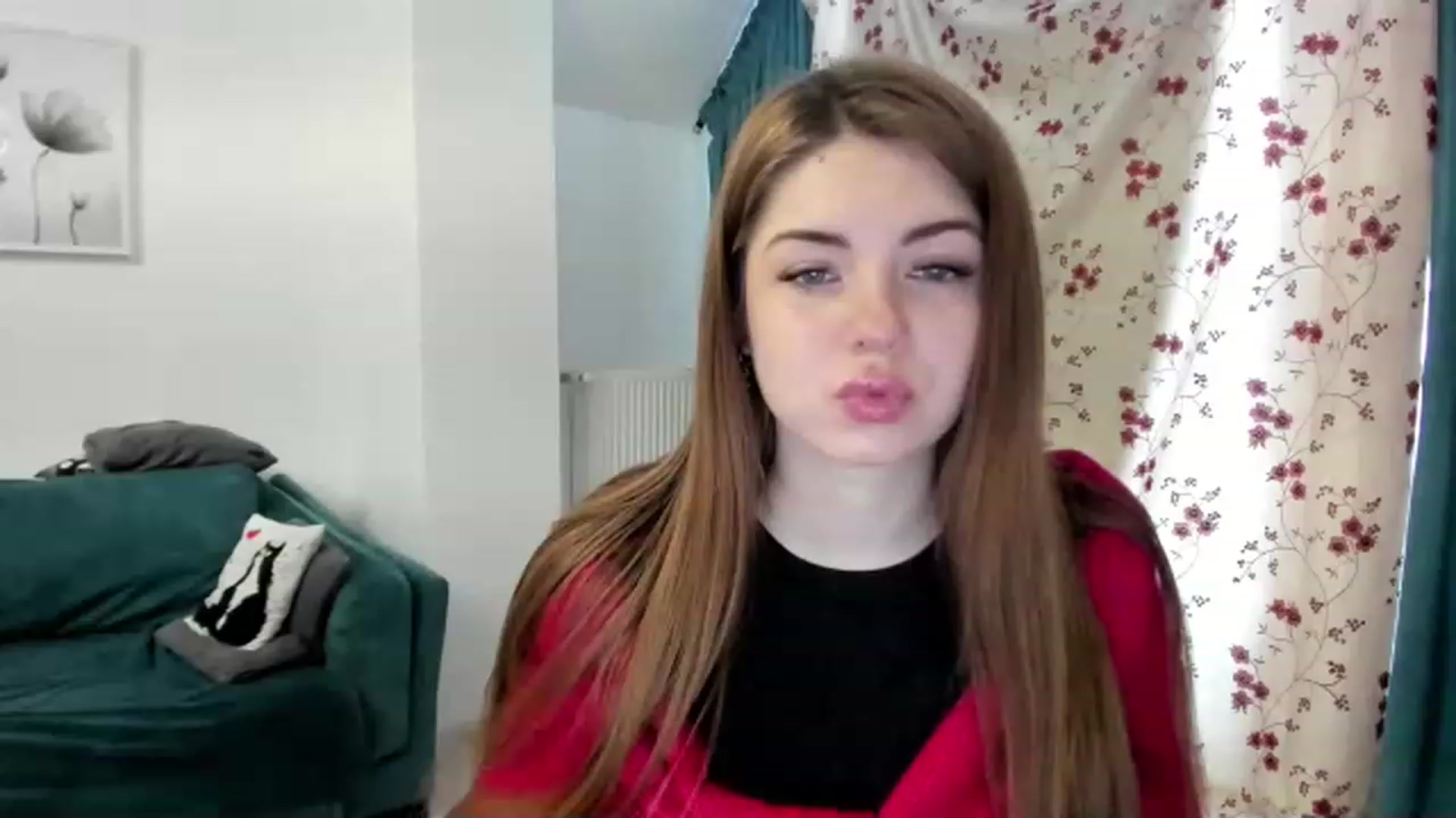 Gallery image thumbnail from Miriam_Mills's myfreecams stream on, 02/06/2023, 07:47 image 1 of 20