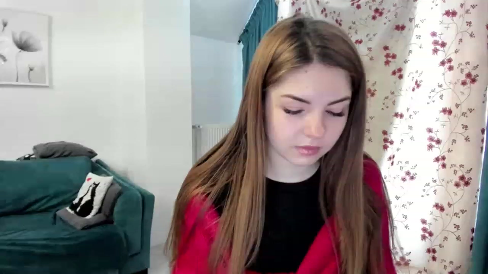 Gallery image thumbnail from Miriam_Mills's myfreecams stream on, 02/06/2023, 07:47 image 14 of 20