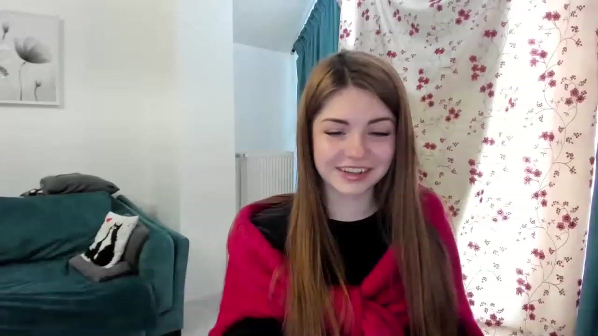 Gallery image thumbnail from Miriam_Mills's myfreecams stream on, 02/06/2023, 08:44 image 18 of 20