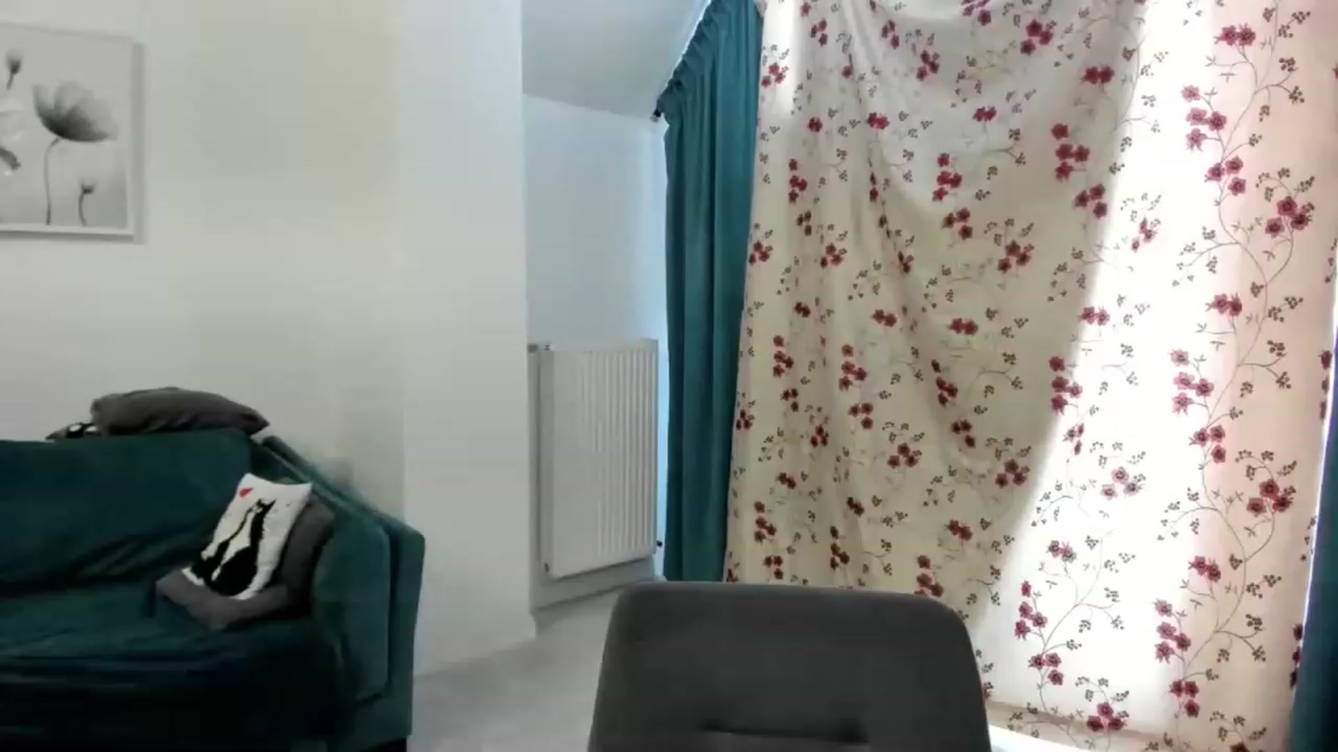 Gallery image thumbnail from Miriam_Mills's myfreecams stream on, 02/06/2023, 08:44 image 20 of 20