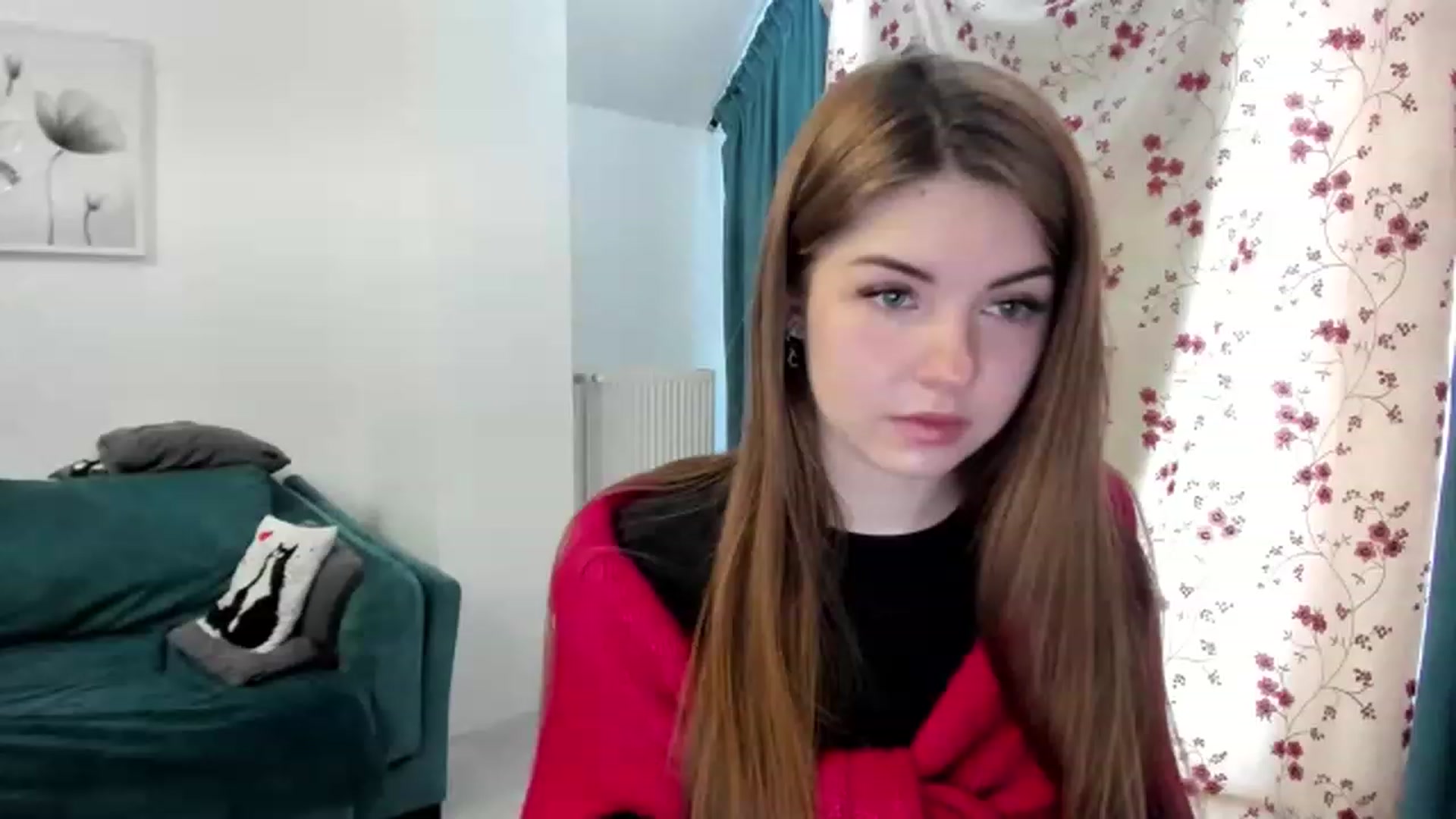 Gallery image thumbnail from Miriam_Mills's myfreecams stream on, 02/06/2023, 08:44 image 8 of 20