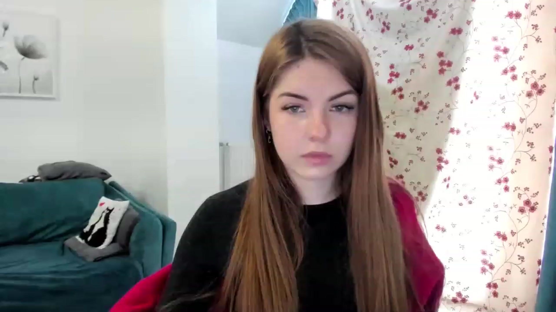 Gallery image thumbnail from Miriam_Mills's myfreecams stream on, 02/06/2023, 10:11 image 6 of 20