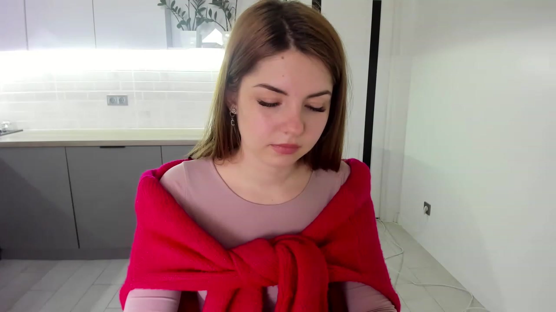Gallery image thumbnail from Miriam_Mills's myfreecams stream on, 02/07/2023, 10:09 image 8 of 20