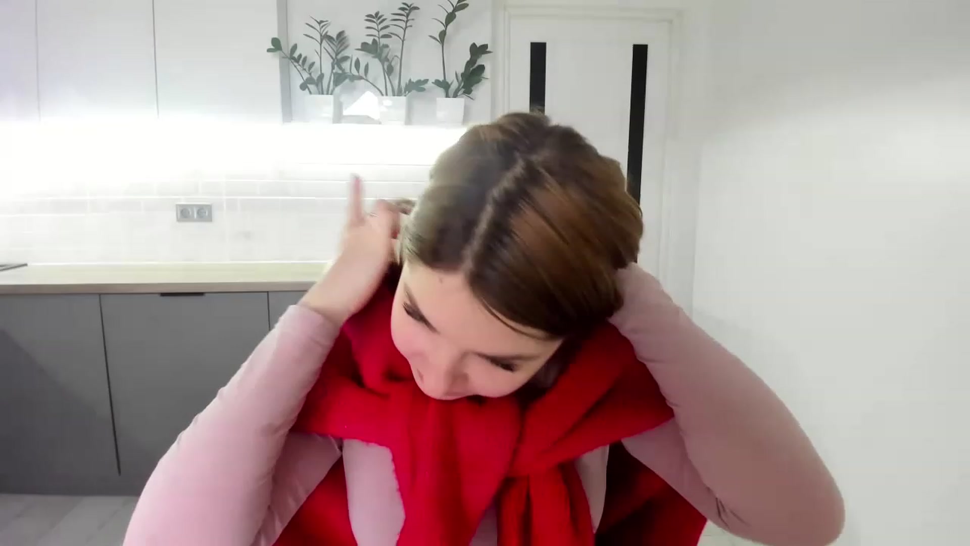 Gallery image thumbnail from Miriam_Mills's myfreecams stream on, 02/07/2023, 12:52 image 5 of 20