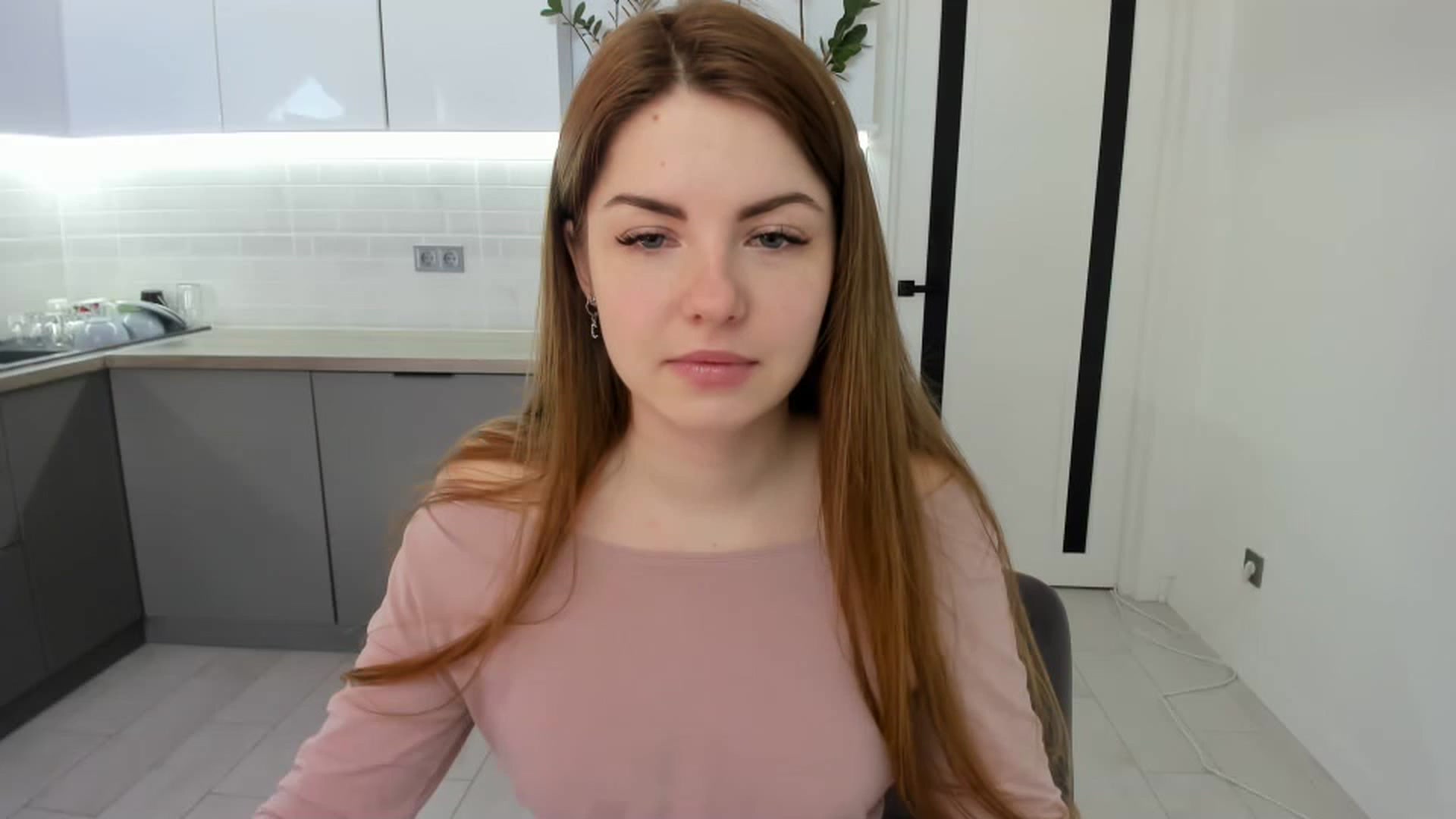 Gallery image thumbnail from Miriam_Mills's myfreecams stream on, 02/09/2023, 10:30 image 2 of 20