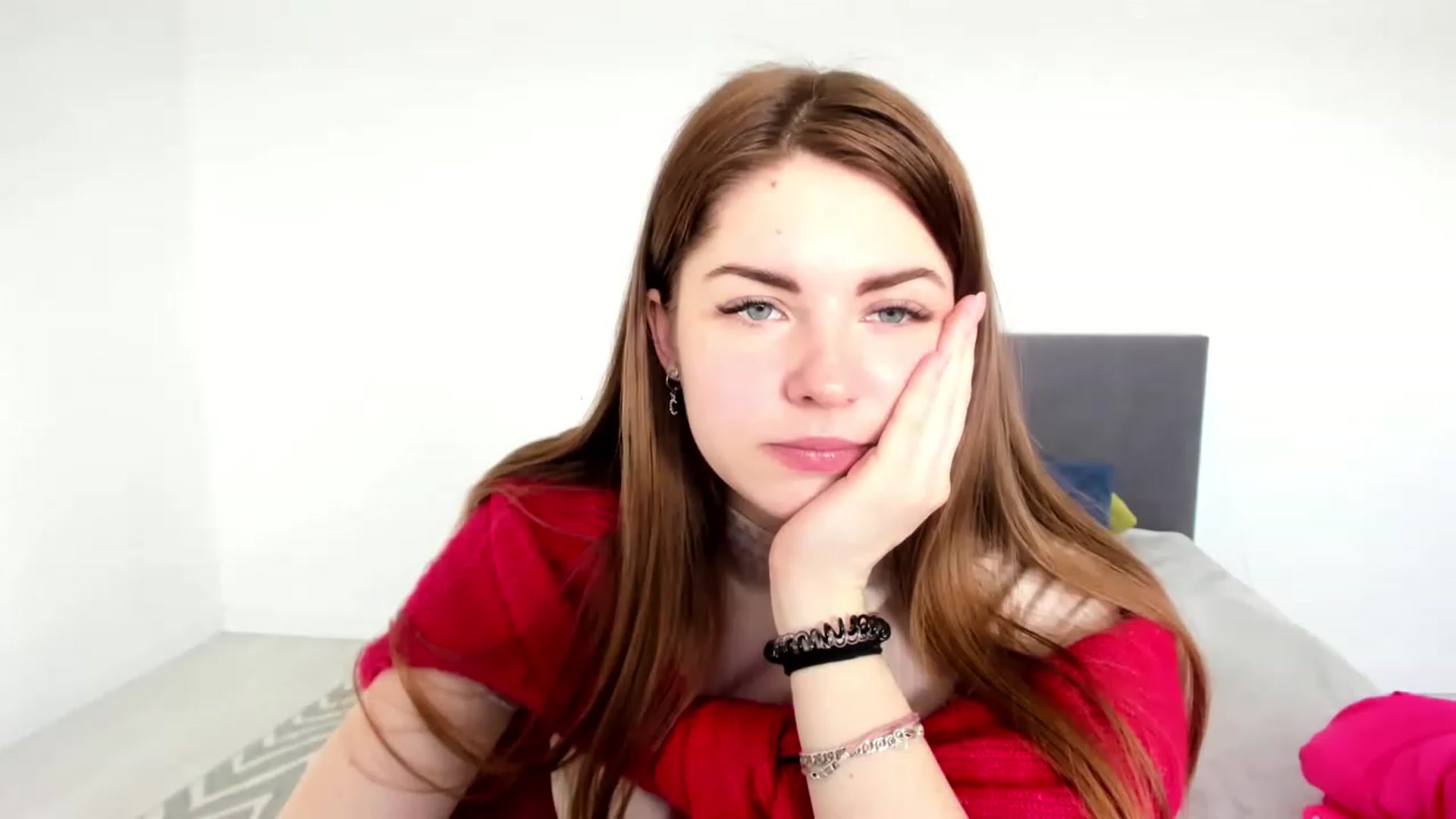 Gallery image thumbnail from Miriam_Mills's myfreecams stream on, 02/10/2023, 10:19 image 9 of 20