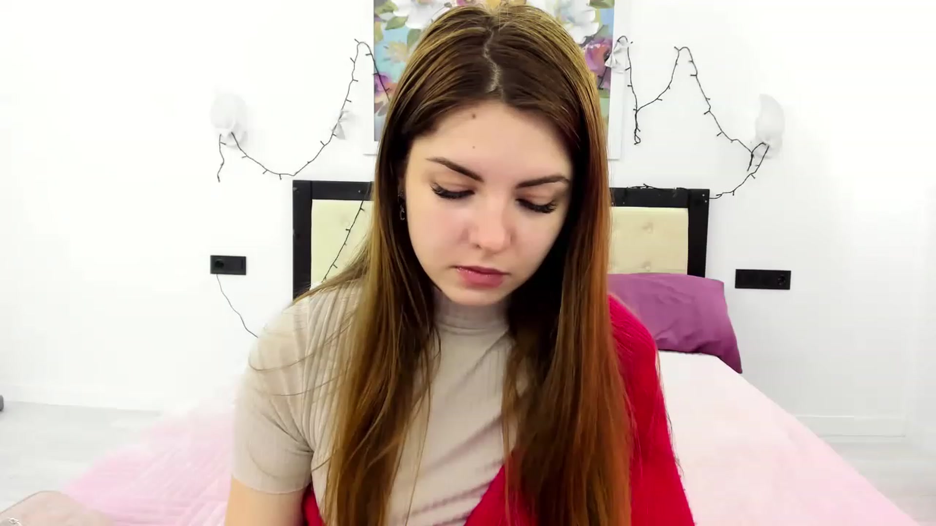 Gallery image thumbnail from Miriam_Mills's myfreecams stream on, 02/11/2023, 11:11 image 7 of 20