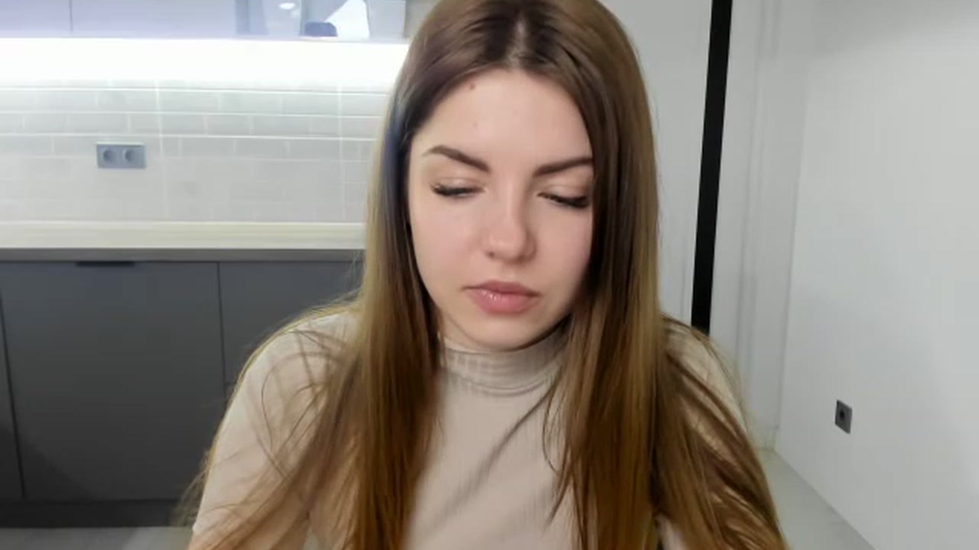 Gallery image thumbnail from Miriam_Mills's myfreecams stream on, 02/13/2023, 09:04 image 13 of 20