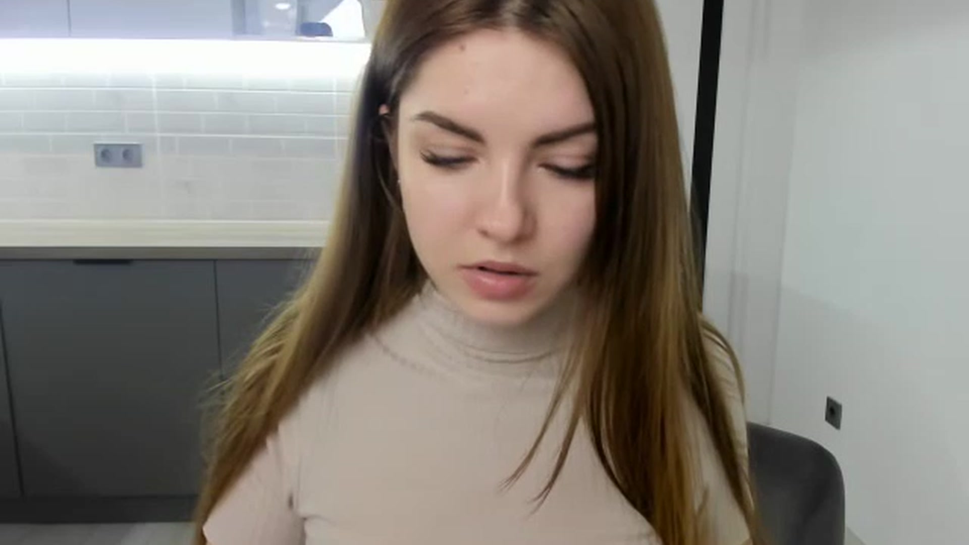 Gallery image thumbnail from Miriam_Mills's myfreecams stream on, 02/13/2023, 09:58 image 16 of 20