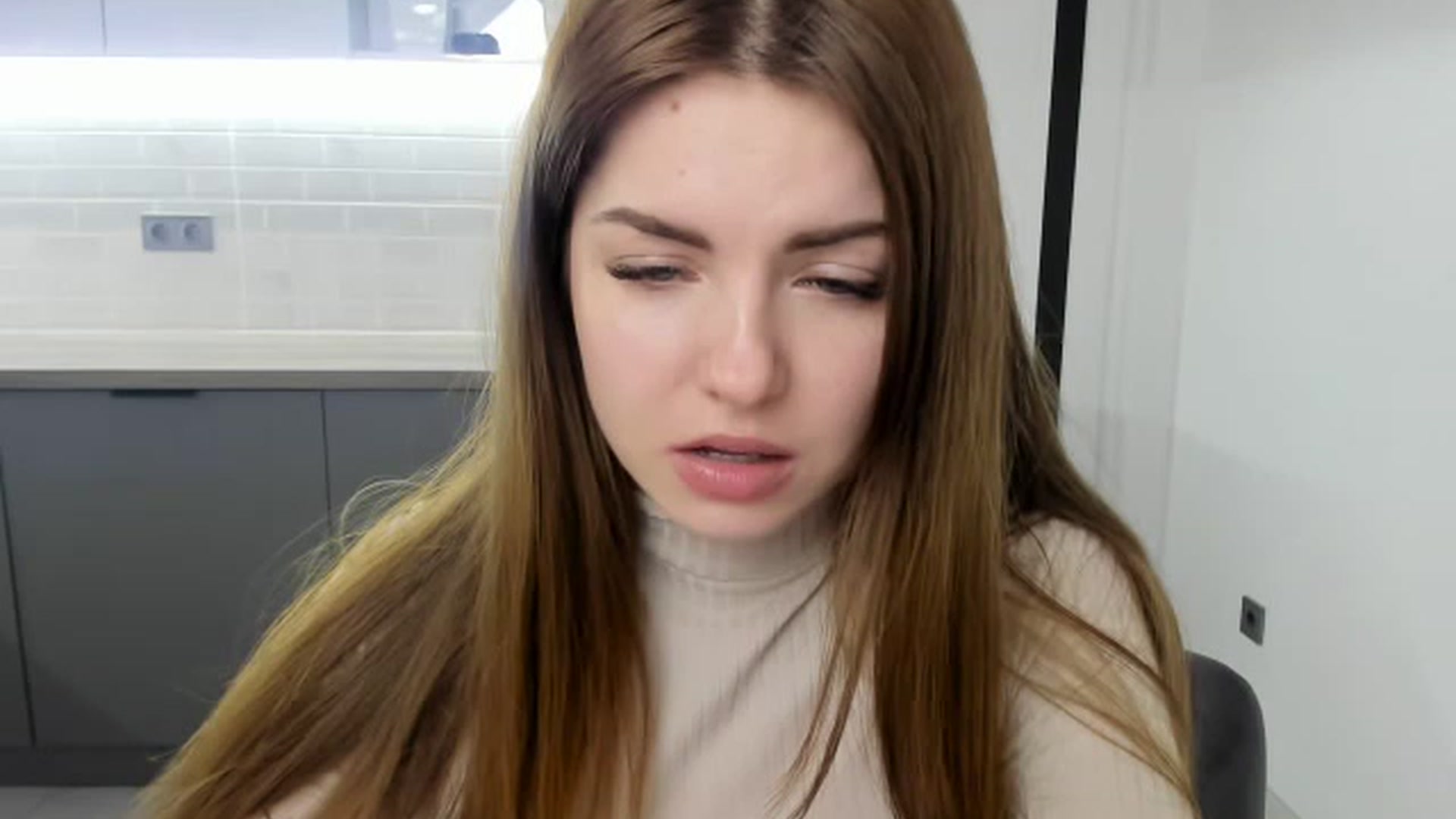 Gallery image thumbnail from Miriam_Mills's myfreecams stream on, 02/13/2023, 09:58 image 11 of 20