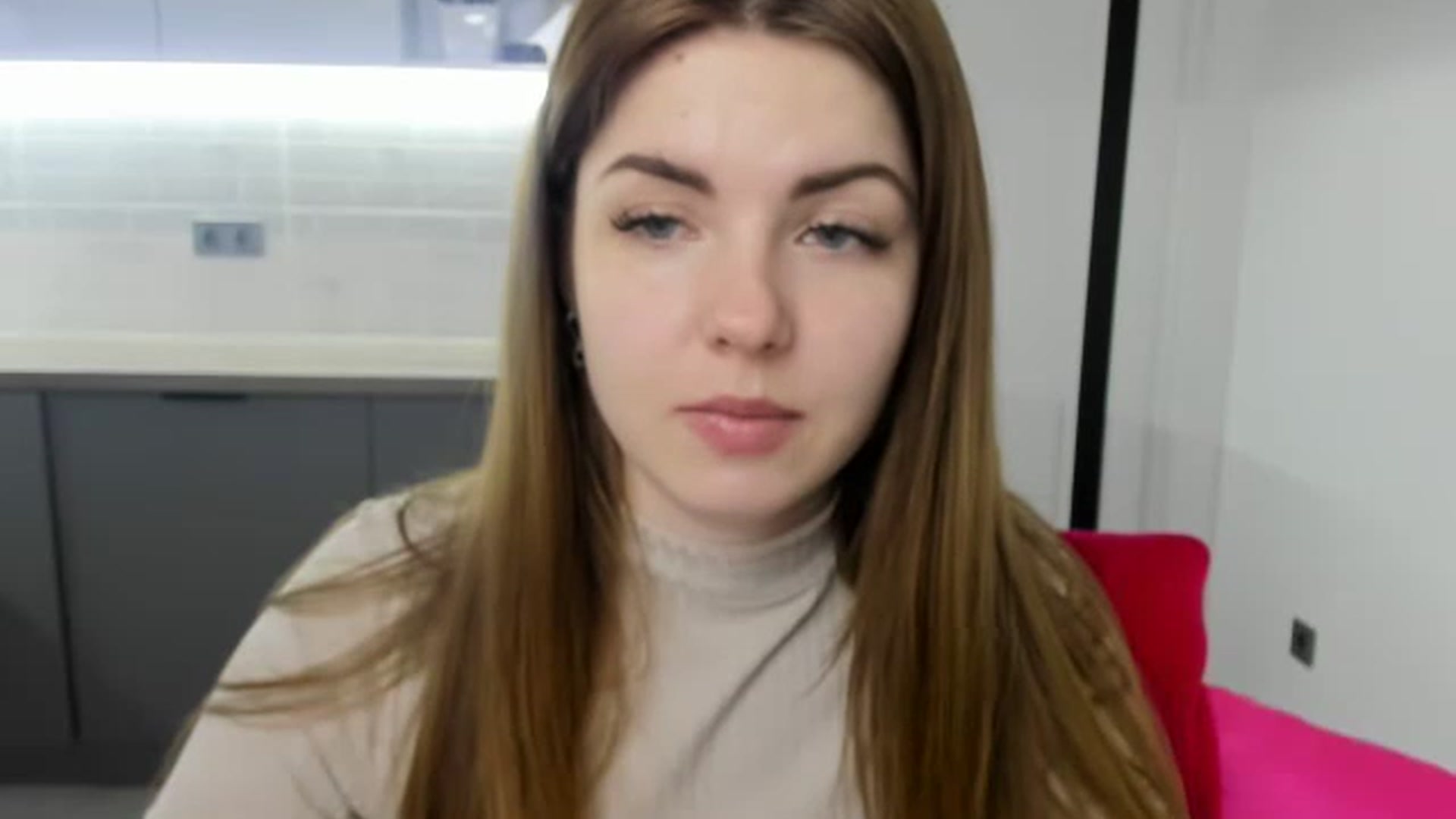 Gallery image thumbnail from Miriam_Mills's myfreecams stream on, 02/13/2023, 11:56 image 7 of 20
