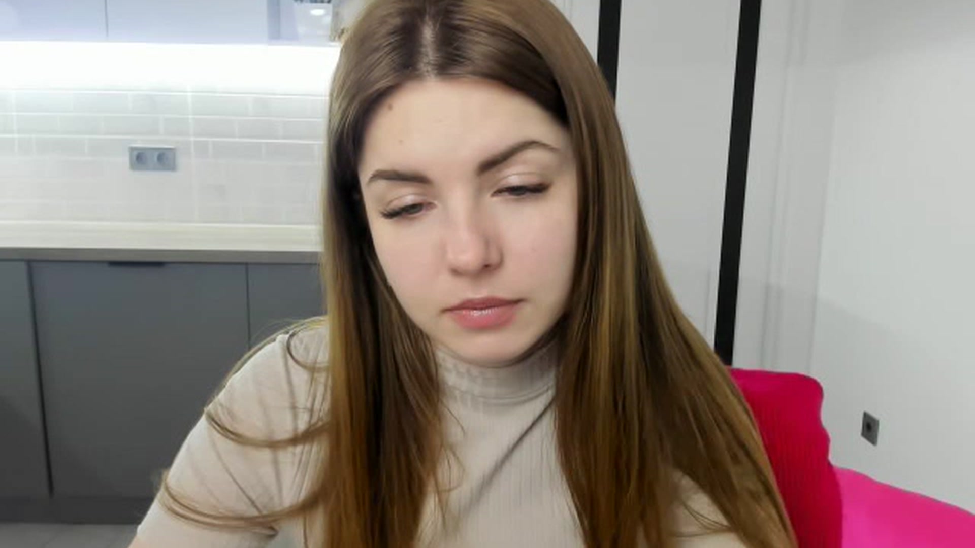 Gallery image thumbnail from Miriam_Mills's myfreecams stream on, 02/13/2023, 11:56 image 13 of 20
