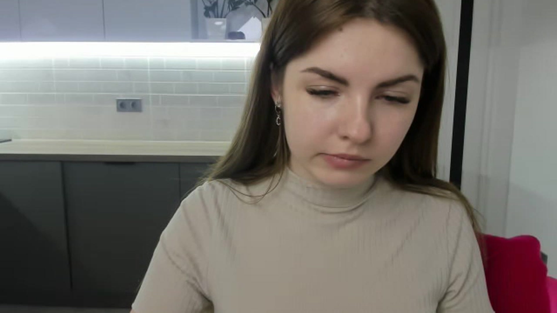 Gallery image thumbnail from Miriam_Mills's myfreecams stream on, 02/13/2023, 12:37 image 5 of 20