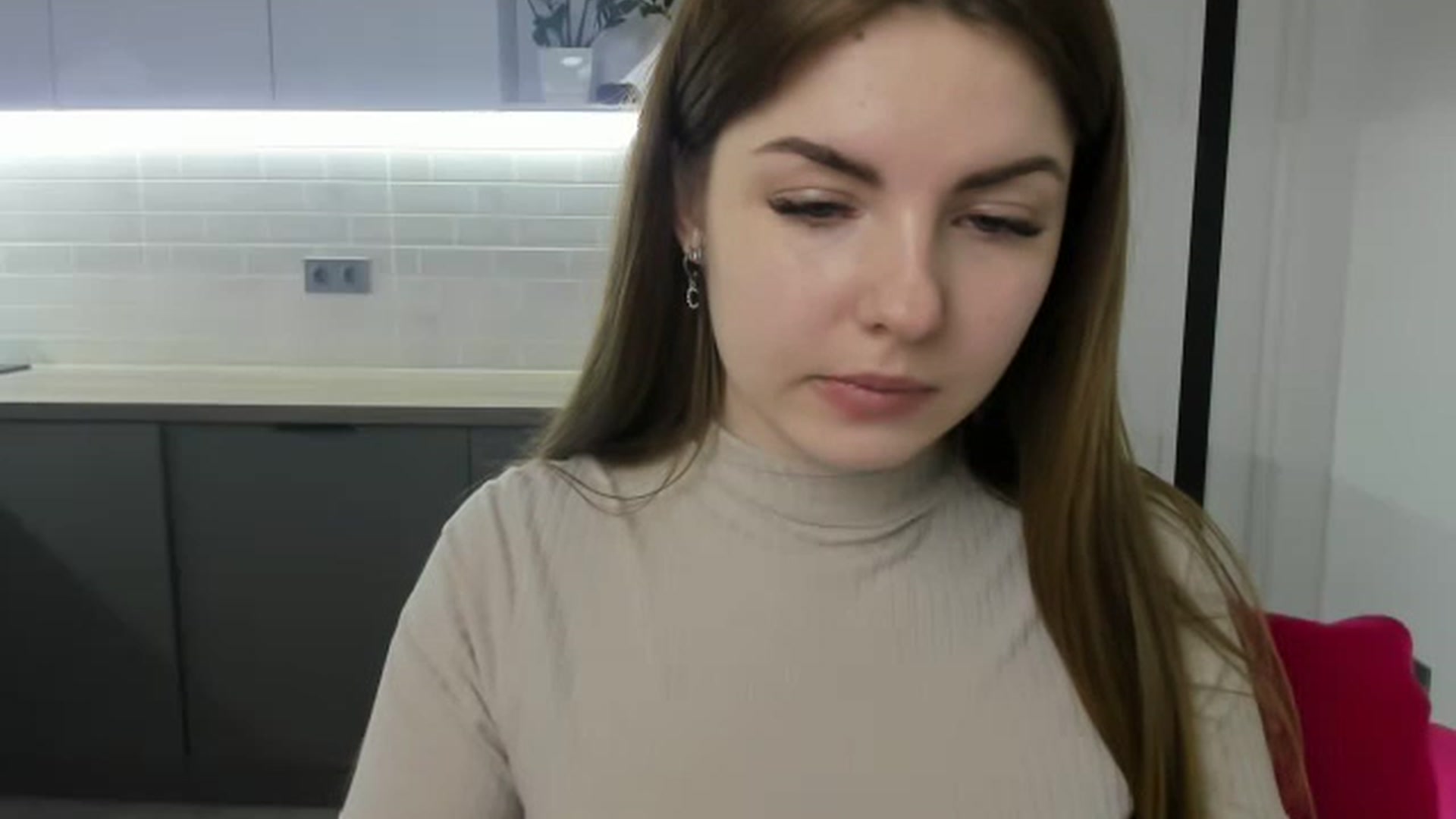 Gallery image thumbnail from Miriam_Mills's myfreecams stream on, 02/13/2023, 12:37 image 3 of 20