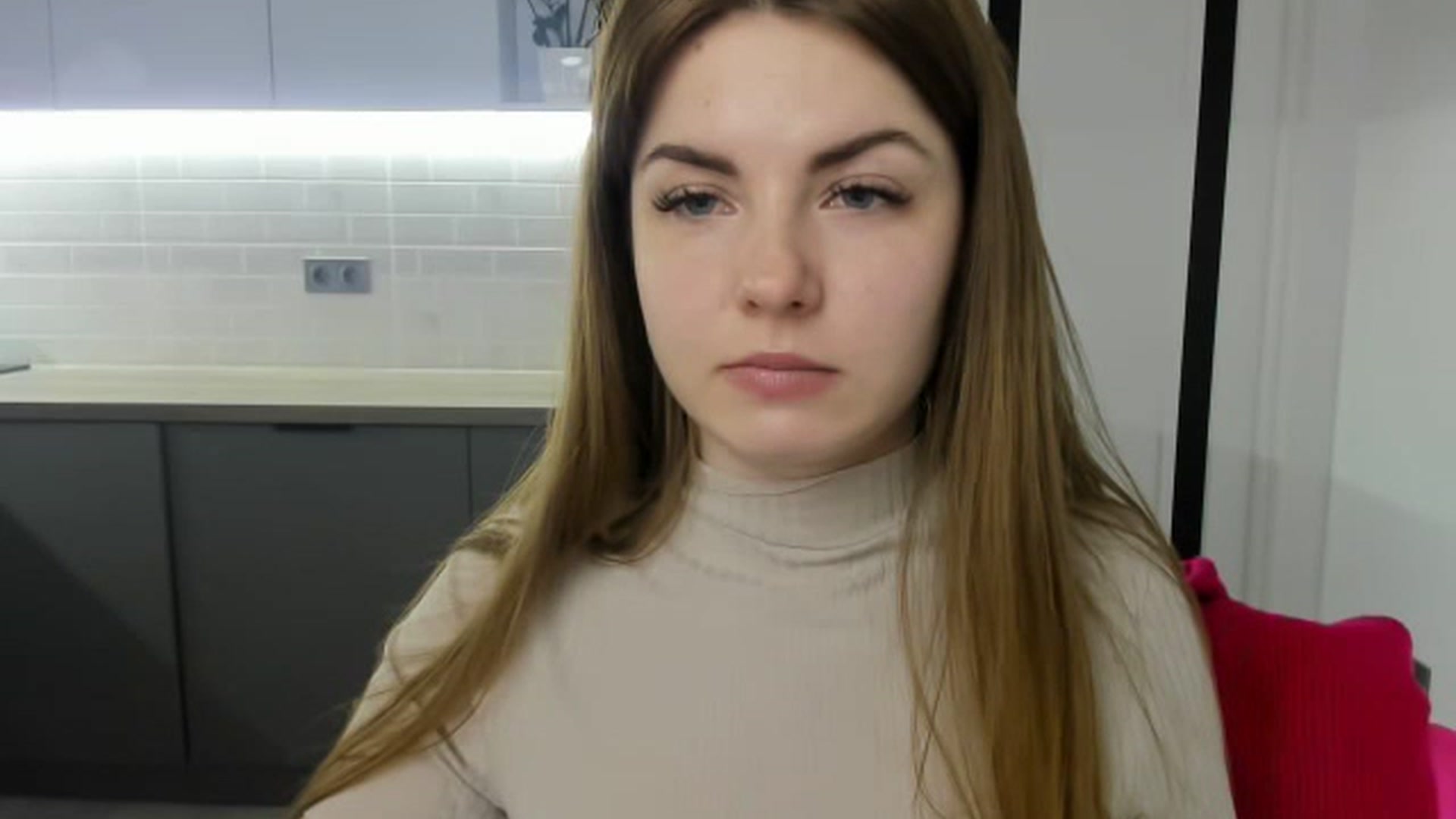 Gallery image thumbnail from Miriam_Mills's myfreecams stream on, 02/13/2023, 12:37 image 17 of 20