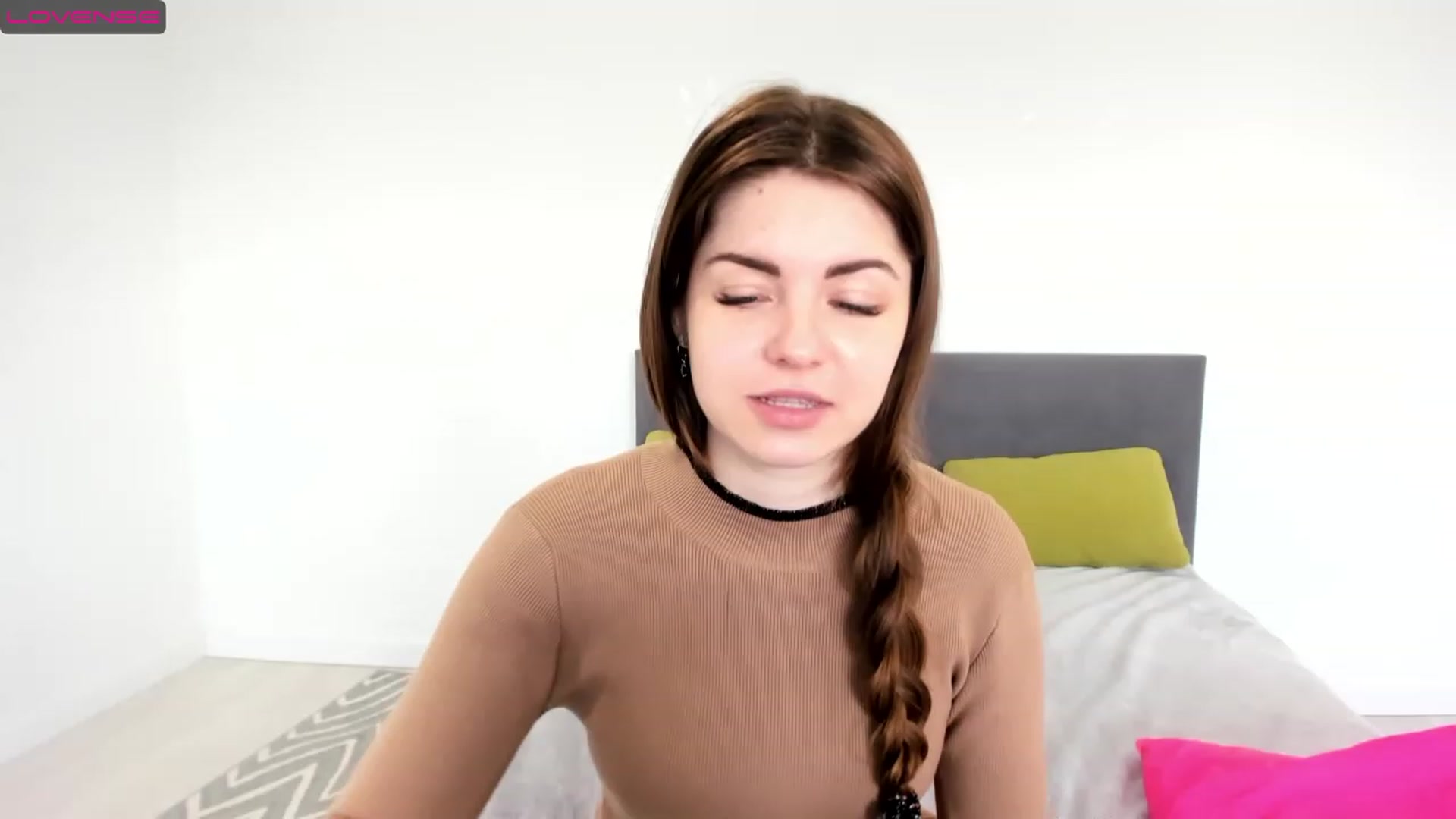 Gallery image thumbnail from Miriam_Mills's myfreecams stream on, 02/15/2023, 10:14 image 13 of 20