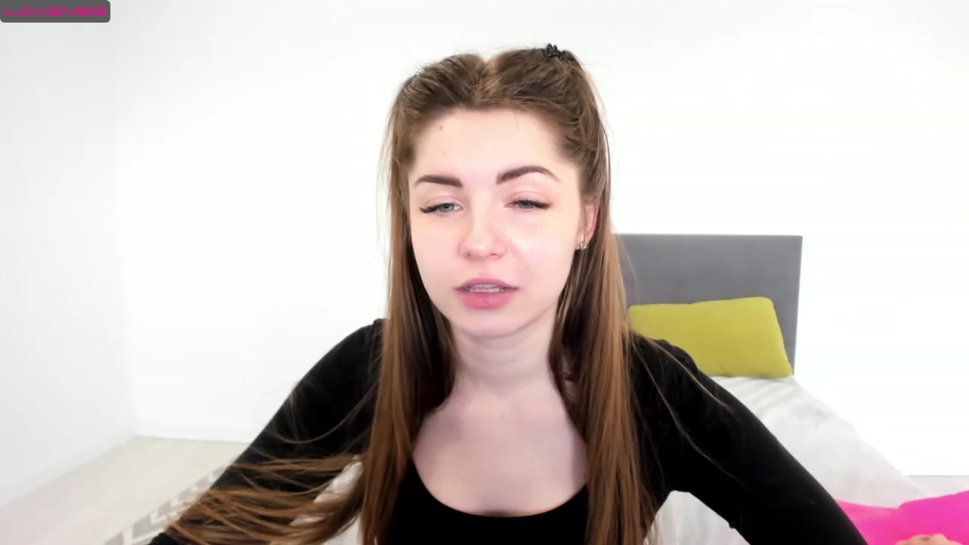 Gallery image thumbnail from Miriam_Mills's myfreecams stream on, 02/15/2023, 11:44 image 10 of 20