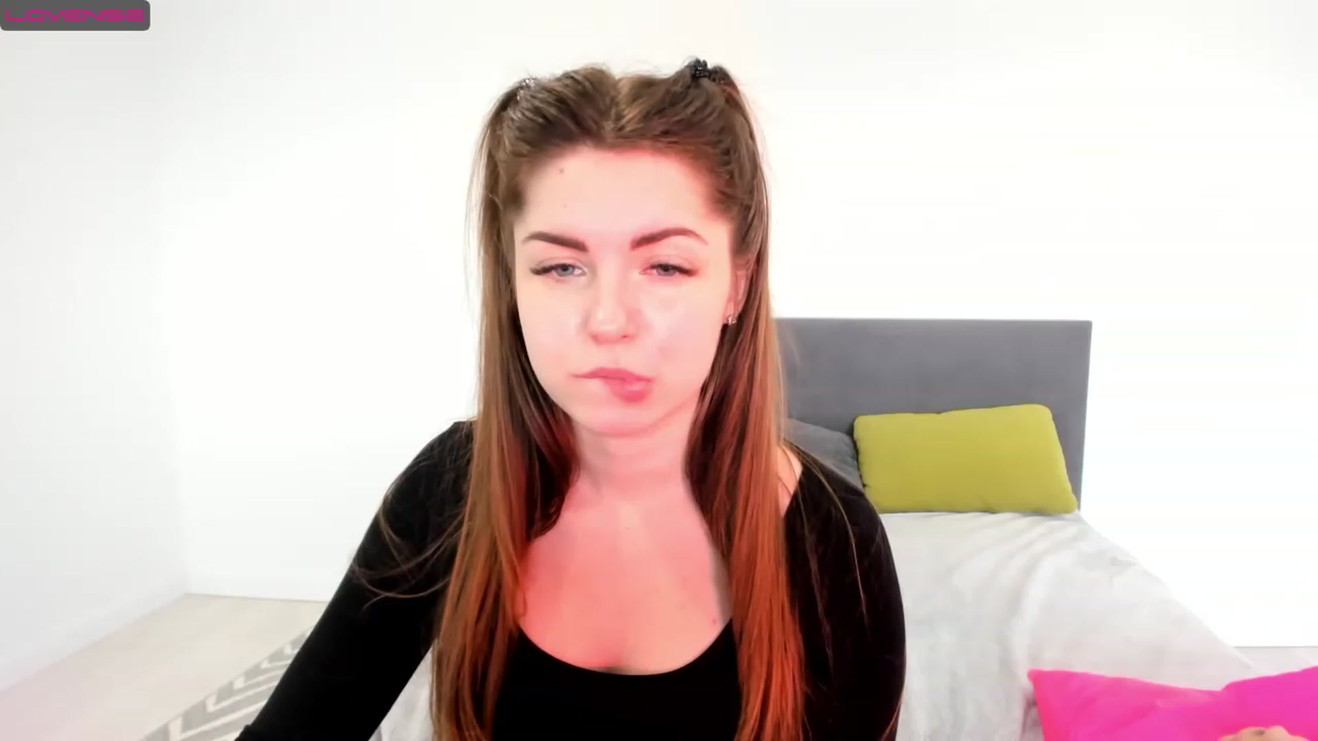 Gallery image thumbnail from Miriam_Mills's myfreecams stream on, 02/15/2023, 11:44 image 9 of 20