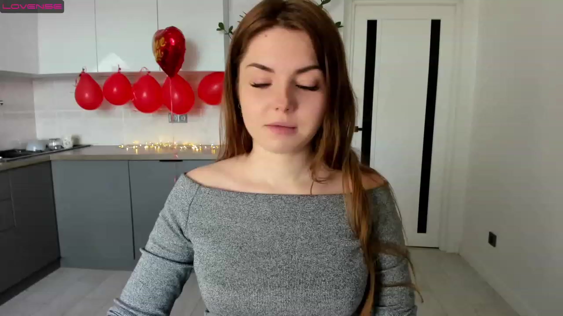 Gallery image thumbnail from Miriam_Mills's myfreecams stream on, 02/16/2023, 10:57 image 4 of 20