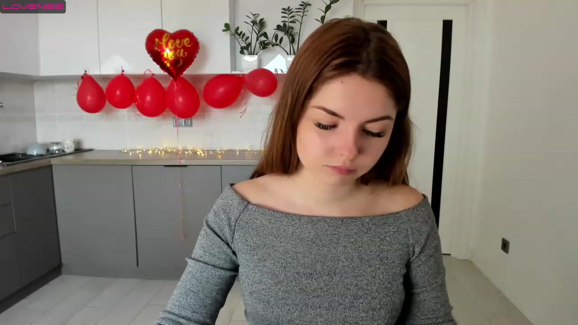 Gallery image thumbnail from Miriam_Mills's myfreecams stream on, 02/16/2023, 10:57 image 16 of 20