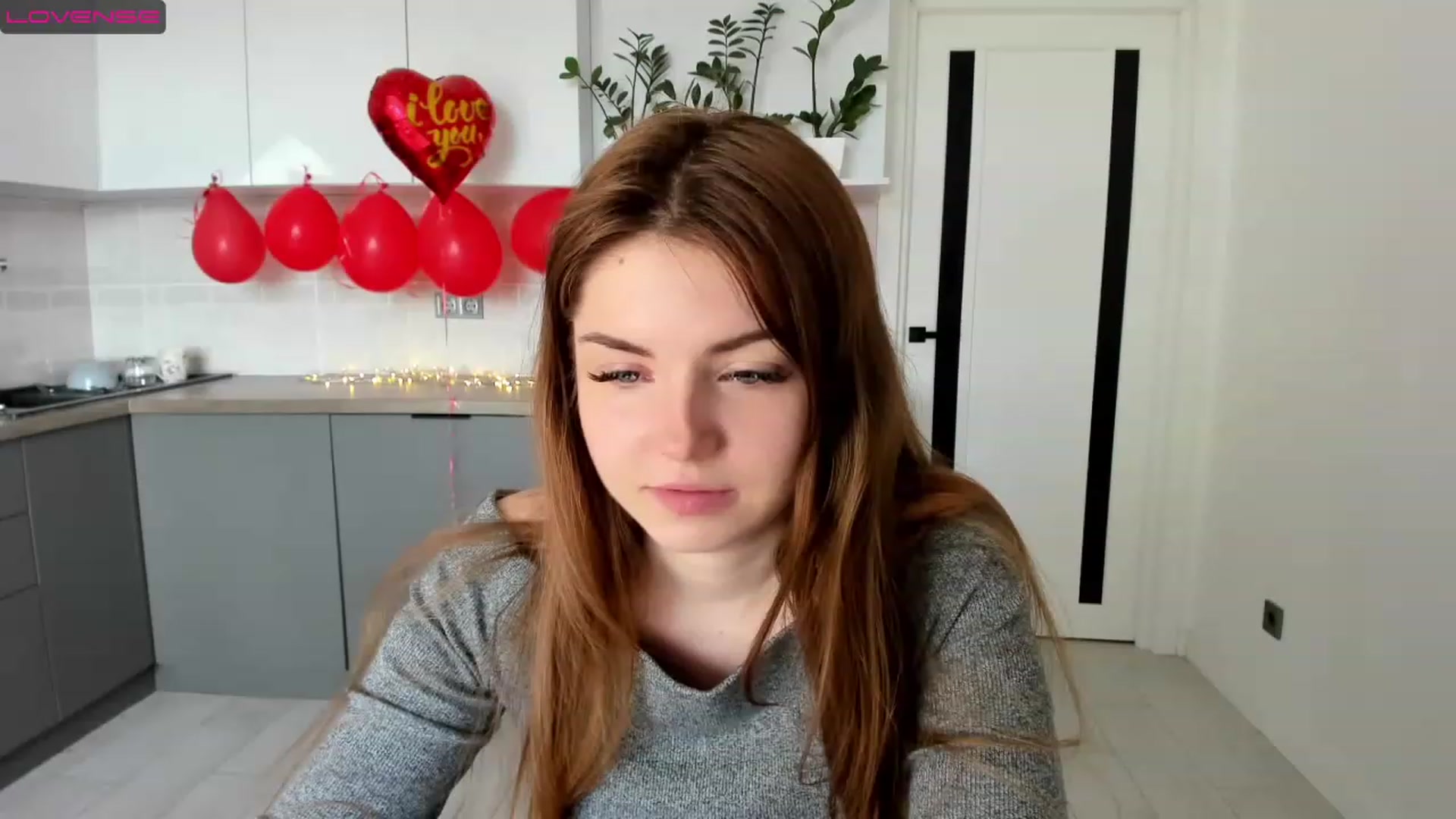 Gallery image thumbnail from Miriam_Mills's myfreecams stream on, 02/16/2023, 10:57 image 13 of 20