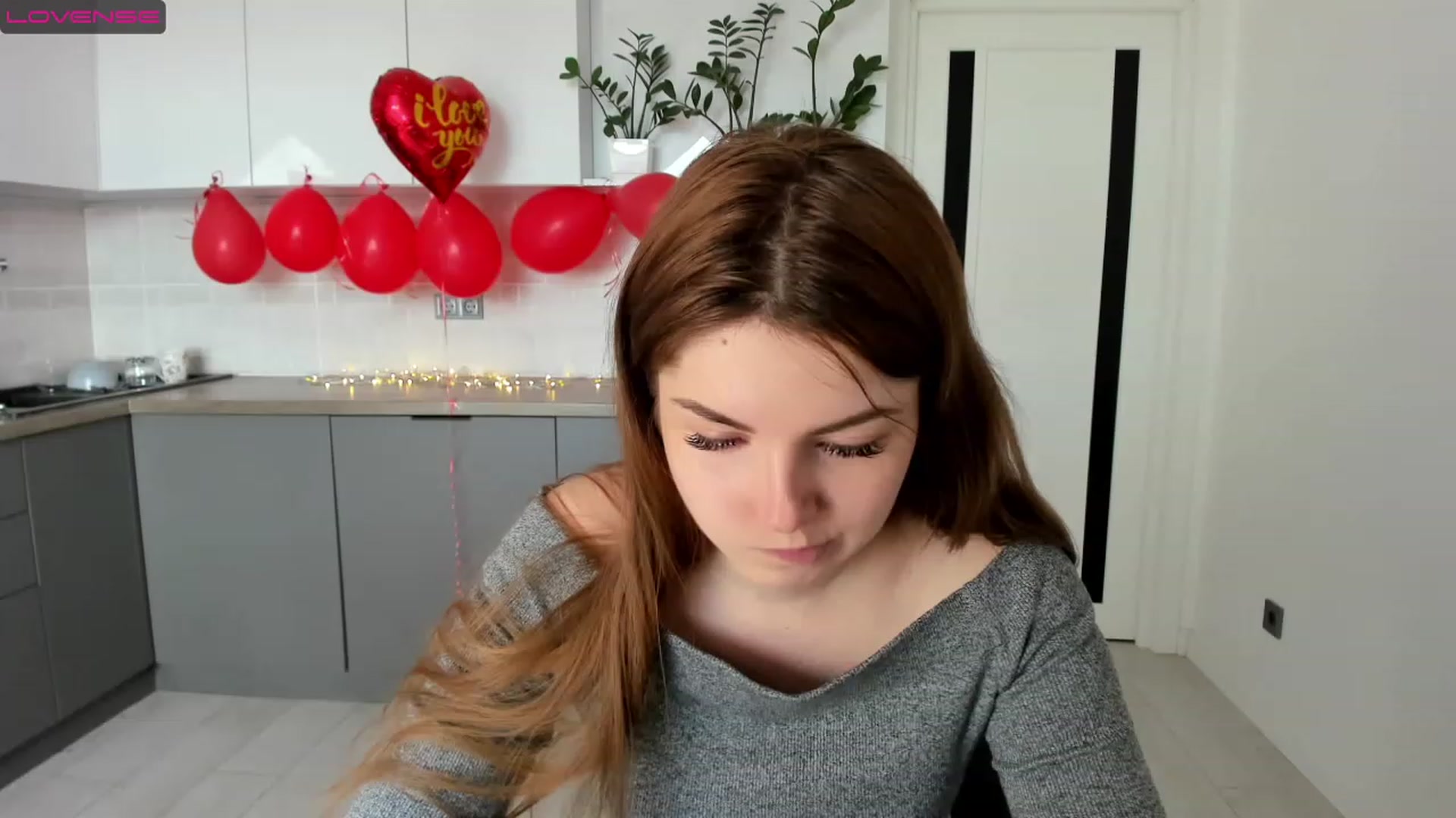 Gallery image thumbnail from Miriam_Mills's myfreecams stream on, 02/16/2023, 10:57 image 14 of 20