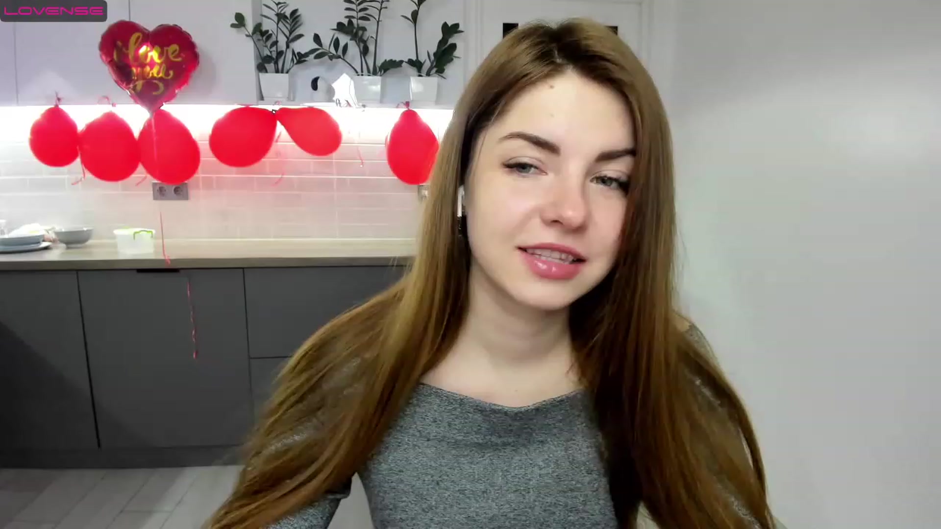 Gallery image thumbnail from Miriam_Mills's myfreecams stream on, 02/20/2023, 07:46 image 8 of 20