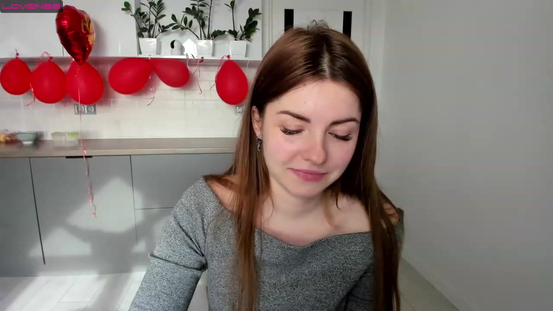 Gallery image thumbnail from Miriam_Mills's myfreecams stream on, 02/20/2023, 12:43 image 10 of 20