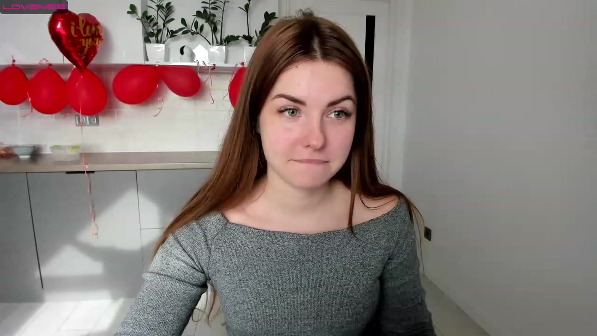 Gallery image thumbnail from Miriam_Mills's myfreecams stream on, 02/20/2023, 12:43 image 14 of 20