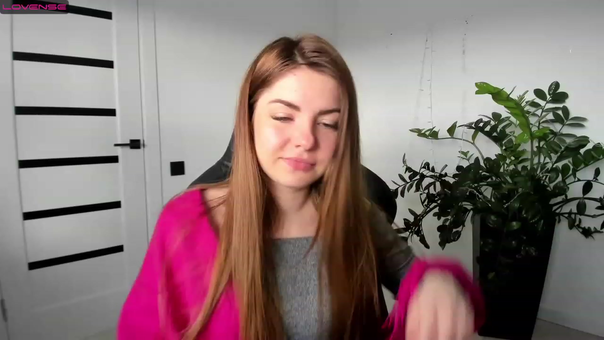 Gallery image thumbnail from Miriam_Mills's myfreecams stream on, 02/22/2023, 09:03 image 3 of 20