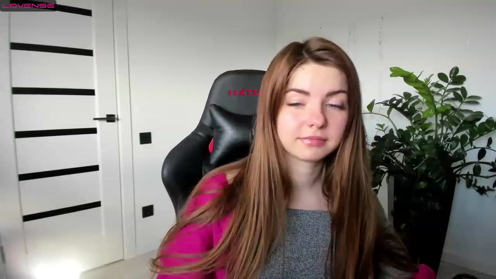Gallery image thumbnail from Miriam_Mills's myfreecams stream on, 02/22/2023, 09:03 image 18 of 20