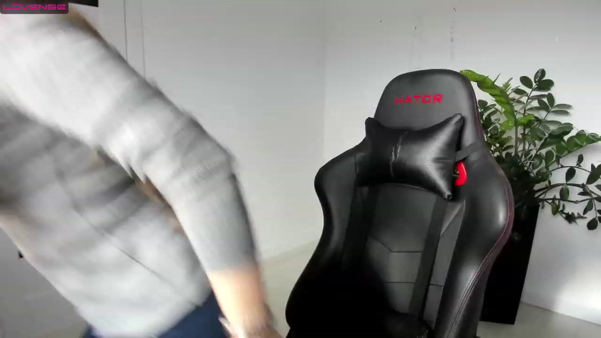 Gallery image thumbnail from Miriam_Mills's myfreecams stream on, 02/22/2023, 12:58 image 11 of 20