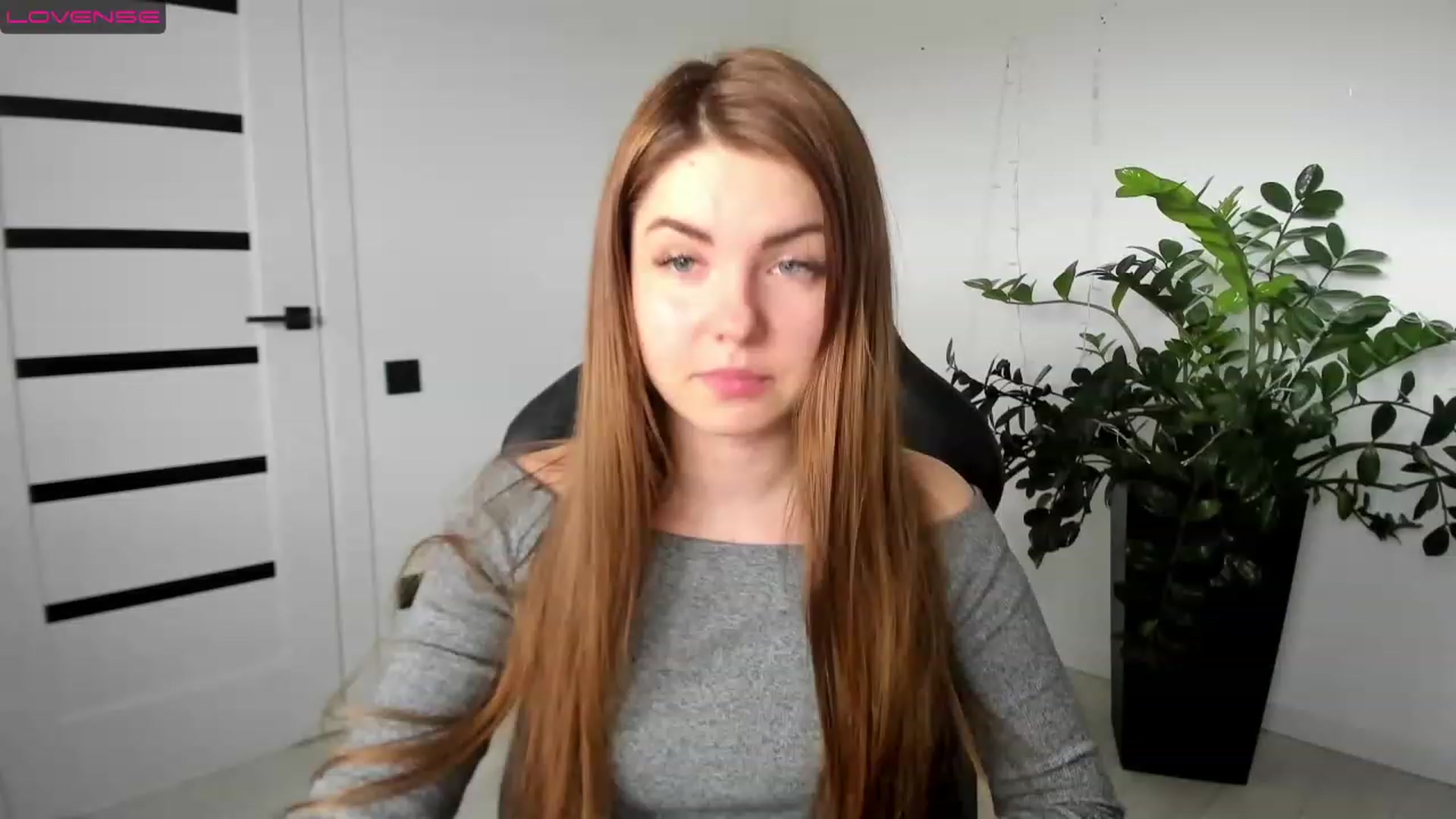 Gallery image thumbnail from Miriam_Mills's myfreecams stream on, 02/22/2023, 12:58 image 2 of 20