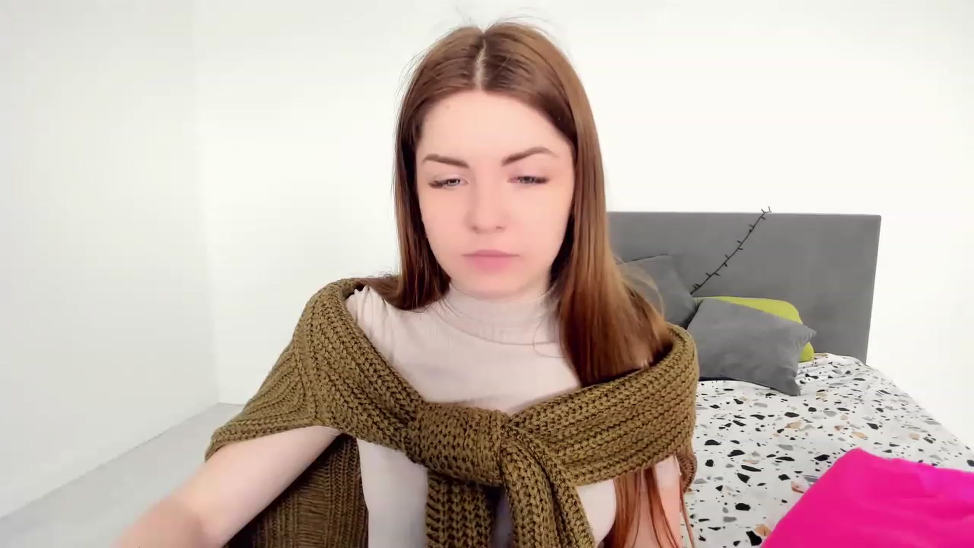 Gallery image thumbnail from Miriam_Mills's myfreecams stream on, 02/27/2023, 08:41 image 20 of 20