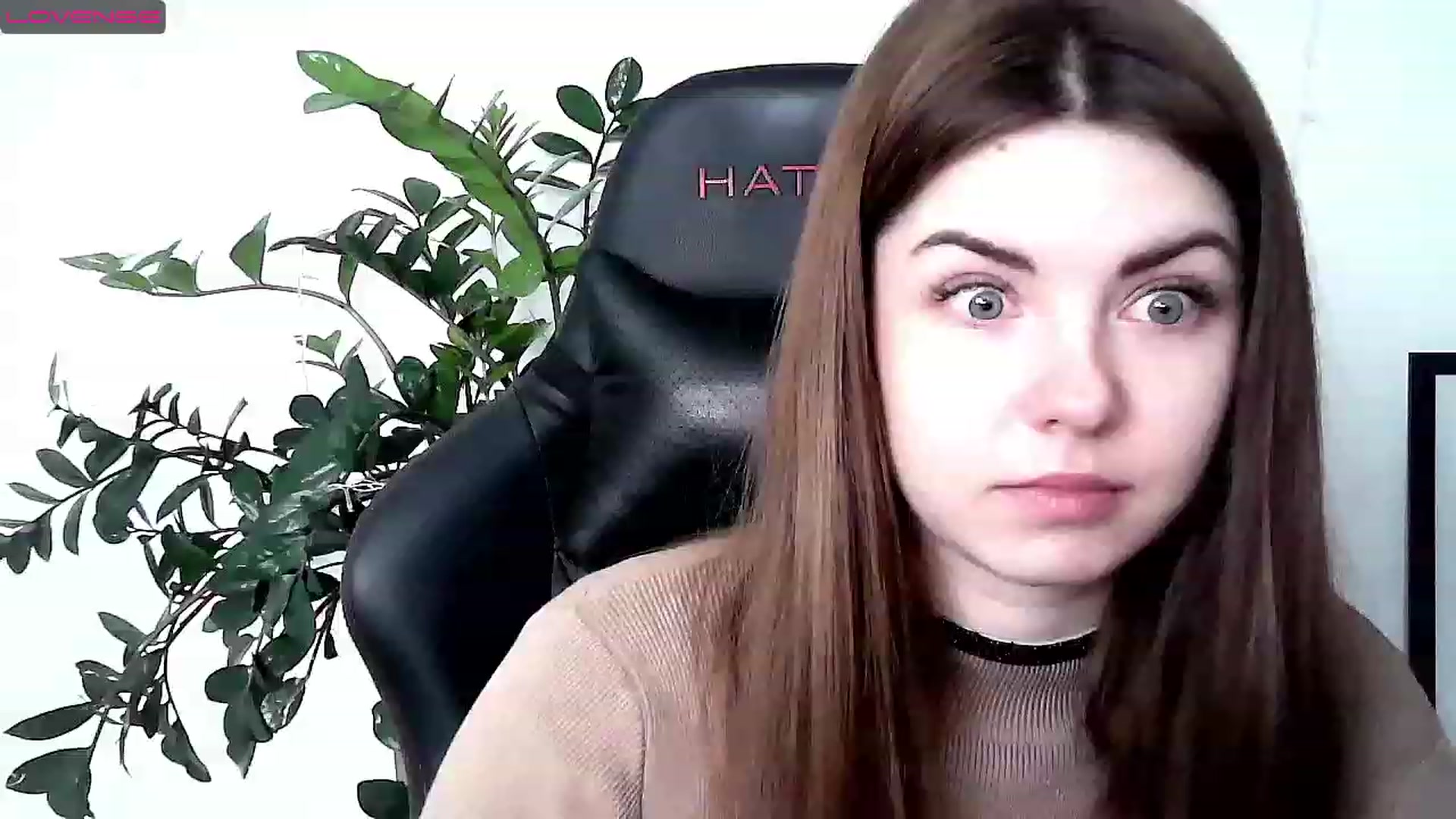 Gallery image thumbnail from Miriam_Mills's myfreecams stream on, 02/28/2023, 09:09 image 12 of 20