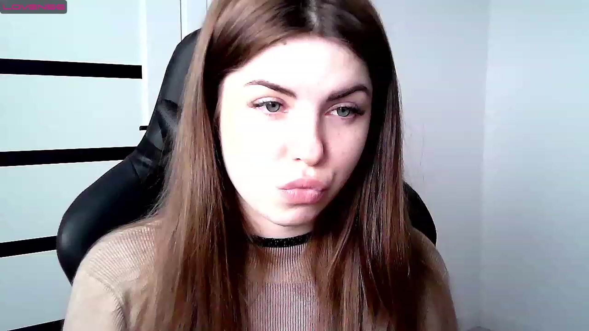 Gallery image thumbnail from Miriam_Mills's myfreecams stream on, 02/28/2023, 09:09 image 18 of 20