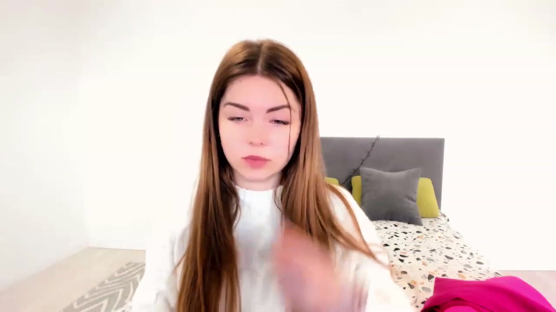 Gallery image thumbnail from Miriam_Mills's myfreecams stream on, 03/03/2023, 09:06 image 15 of 20