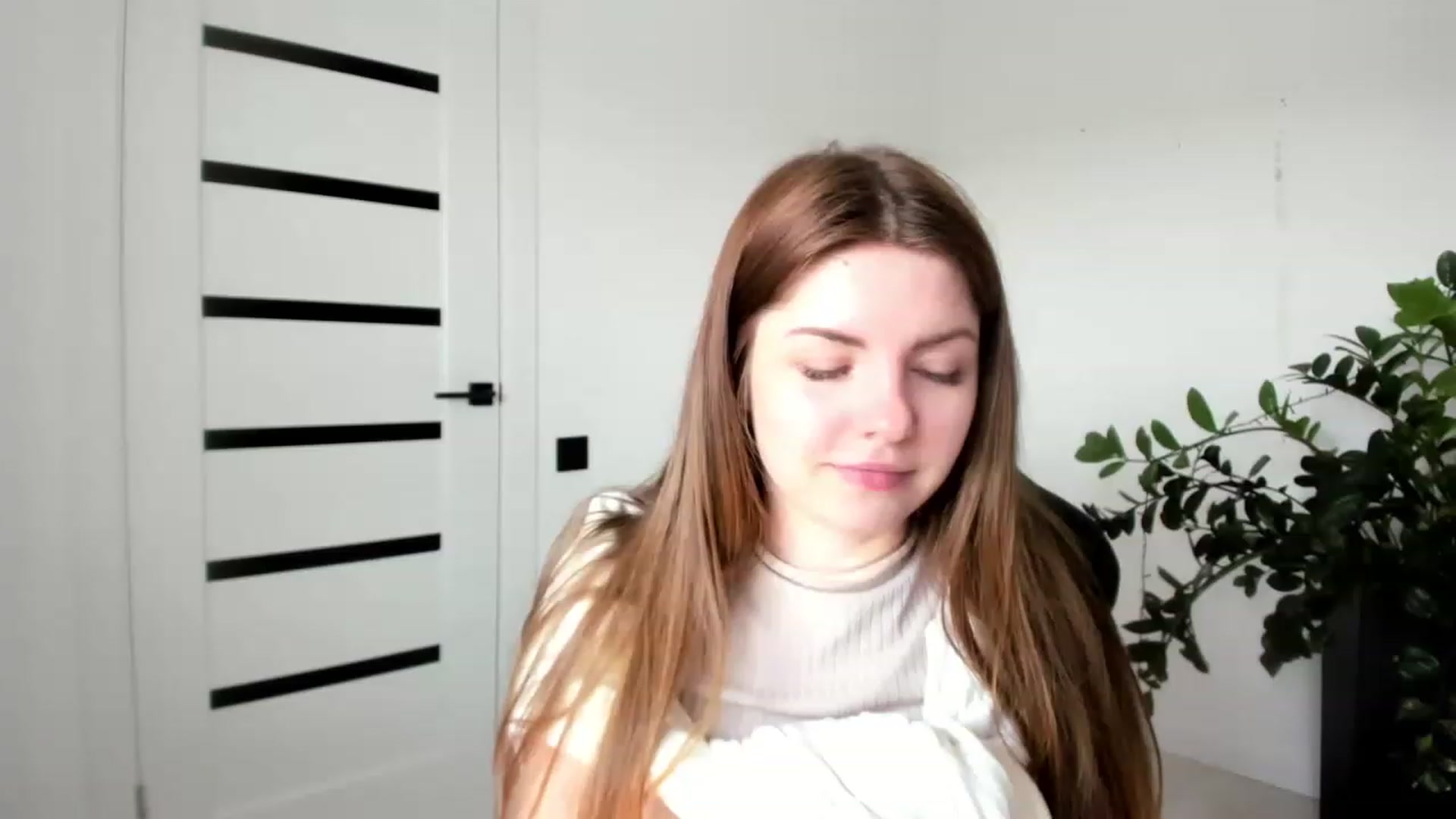 Gallery image thumbnail from Miriam_Mills's myfreecams stream on, 03/07/2023, 12:51 image 3 of 20