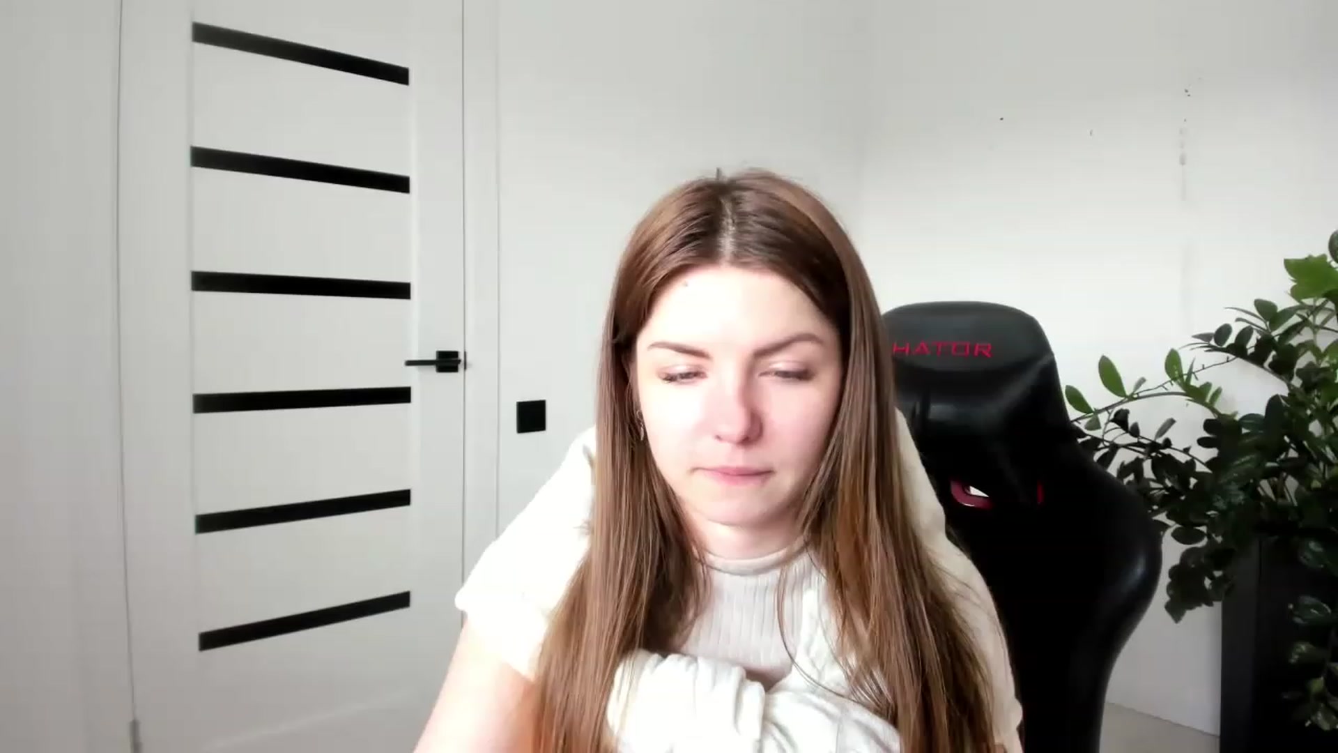 Gallery image thumbnail from Miriam_Mills's myfreecams stream on, 03/07/2023, 12:51 image 1 of 20
