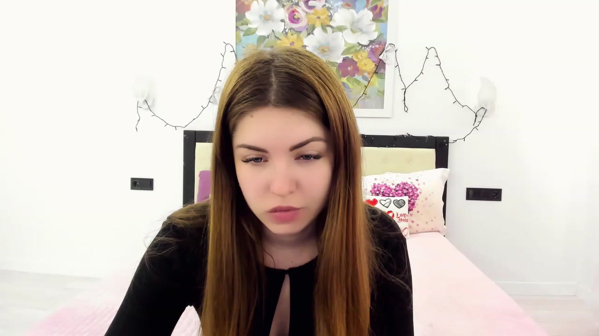 Gallery image thumbnail from Miriam_Mills's myfreecams stream on, 03/08/2023, 12:30 image 2 of 20