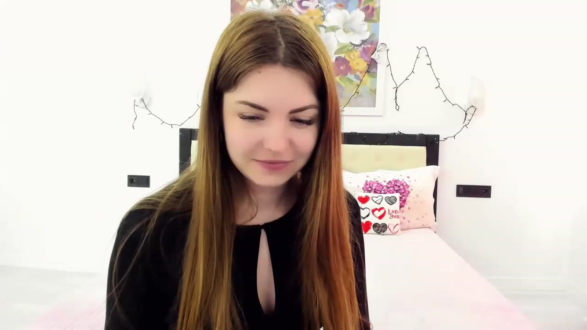 Gallery image thumbnail from Miriam_Mills's myfreecams stream on, 03/08/2023, 12:30 image 15 of 20