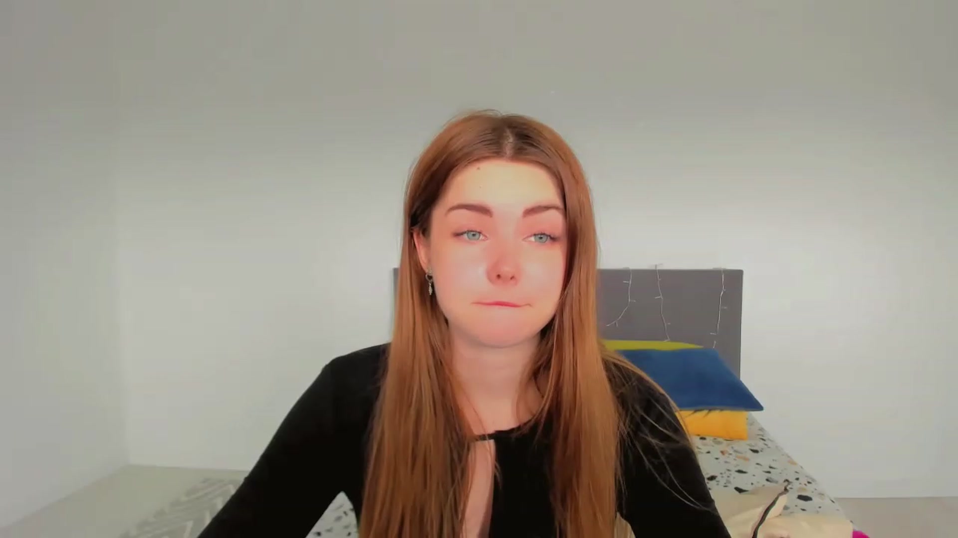 Gallery image thumbnail from Miriam_Mills's myfreecams stream on, 03/09/2023, 09:45 image 17 of 20
