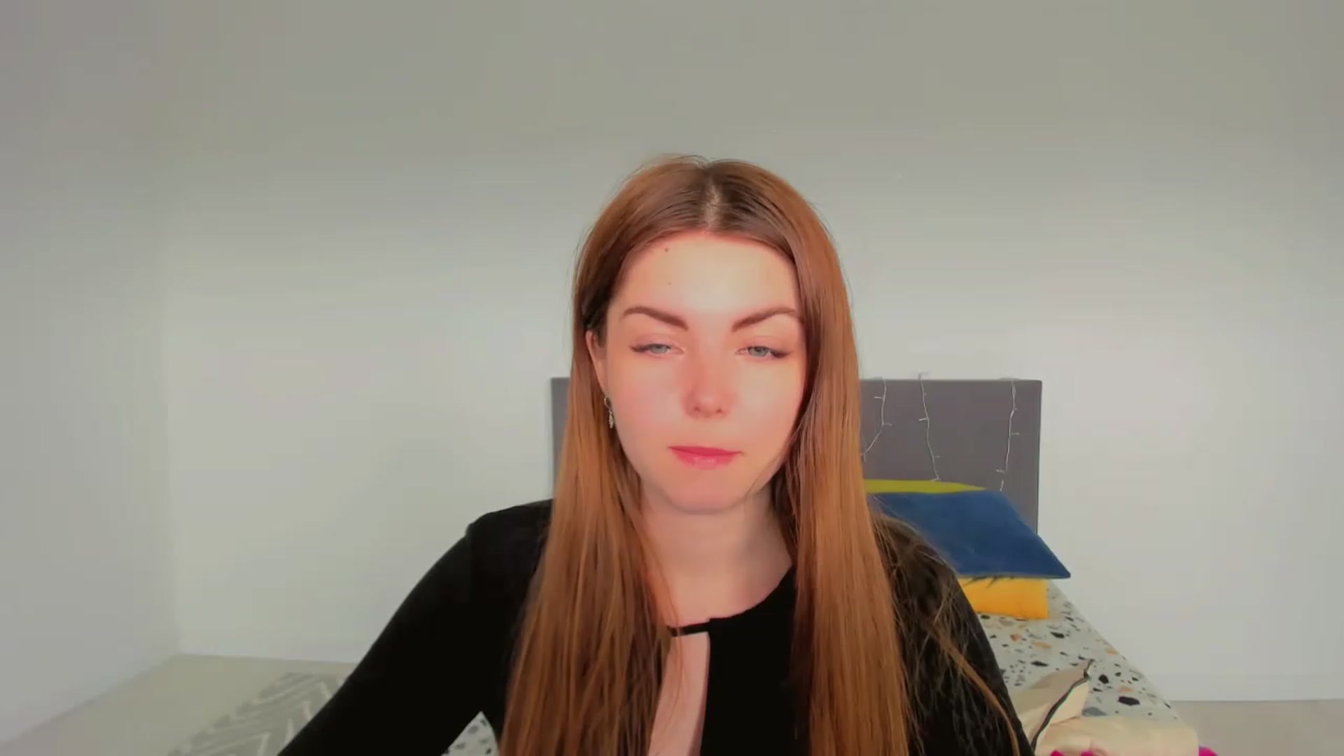 Gallery image thumbnail from Miriam_Mills's myfreecams stream on, 03/09/2023, 09:45 image 12 of 20