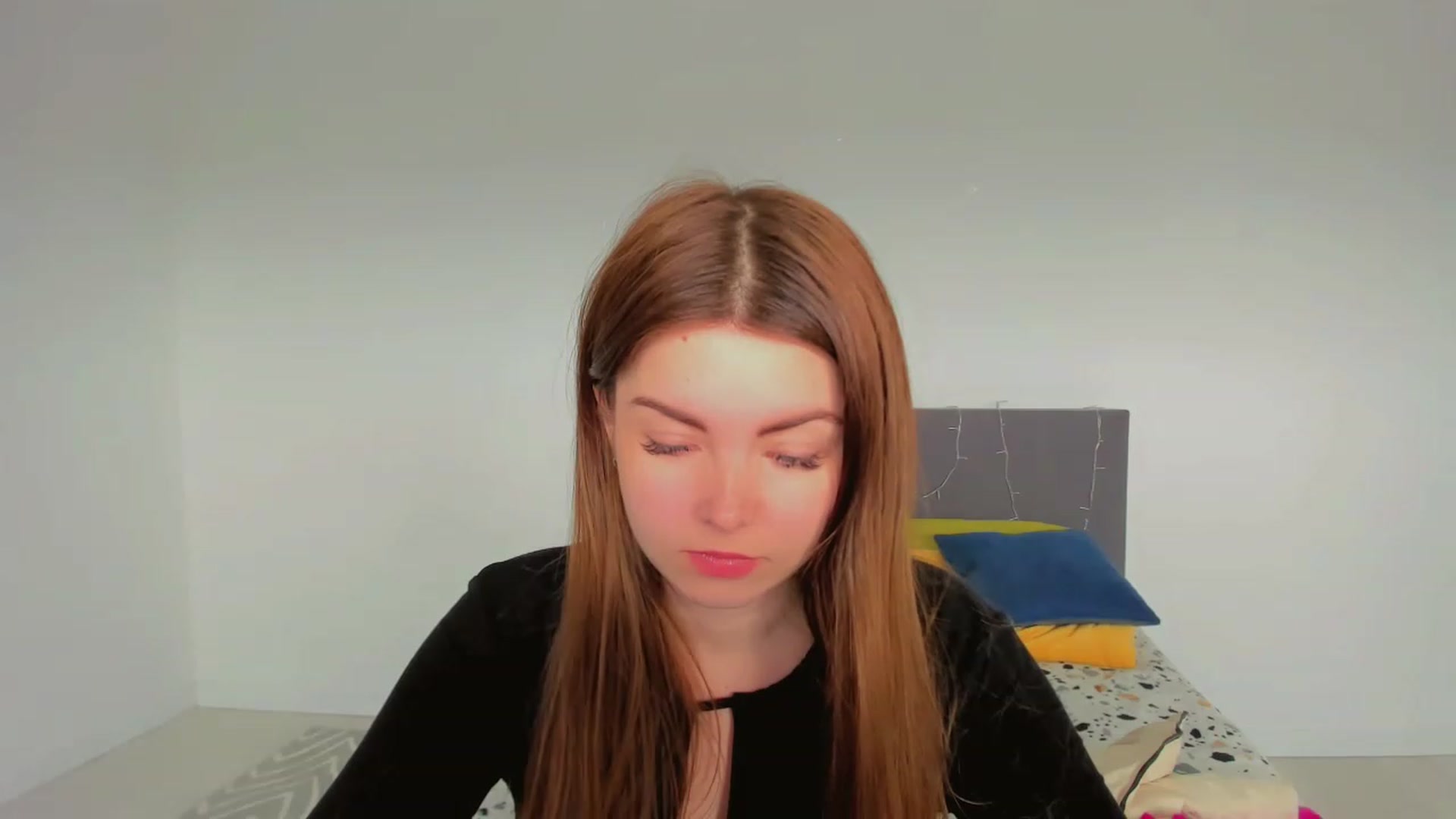 Gallery image thumbnail from Miriam_Mills's myfreecams stream on, 03/09/2023, 09:45 image 13 of 20