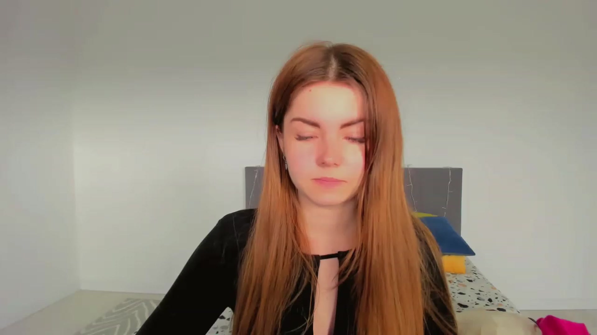 Gallery image thumbnail from Miriam_Mills's myfreecams stream on, 03/09/2023, 09:45 image 2 of 20